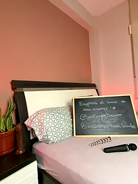 Snapshot of SOFIASWEETSECRETT chatting on November 2025 09:42:02 AM SOFIASWEETSECRETT online show from November 2025 09:42:02 AM