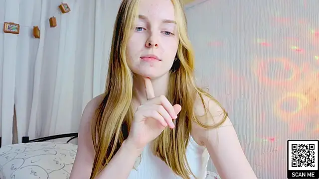 Snapshot of Wild__flowers chatting on March 2026 06:40:01 PM Wild flowers online show from March 2026 06:40:01 PM