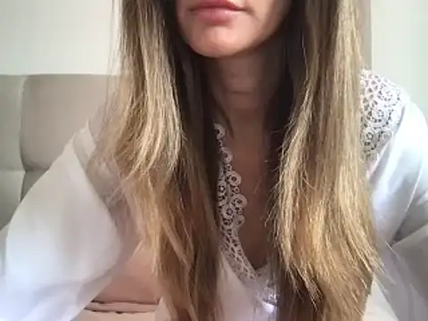 paolajonez online show from February 2025 05:09:02 PM