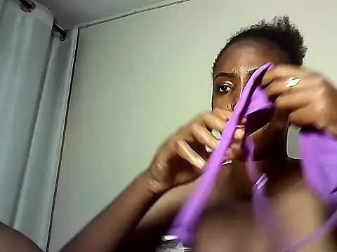 Snapshot of nanaswee chatting on May 2026 04:13:02 PM nanaswee online show from May 2026 04:13:02 PM