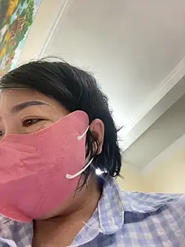 Snapshot of Hachi_Sweetbabie_ chatting on September 2025 11:32:02 AM Hachi Sweetbabie online show from September 2025 11:32:02 AM