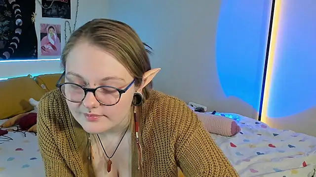 BebKonie online show from March 2025 02:21:02 PM