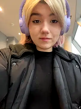 Snapshot of Baby__Naughty chatting on December 2024 11:11:02 AM Baby Naughty online show from December 2024 11:11:02 AM