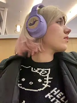 Snapshot of Baby__Naughty chatting on December 2024 05:11:01 PM Baby Naughty online show from December 2024 05:11:01 PM