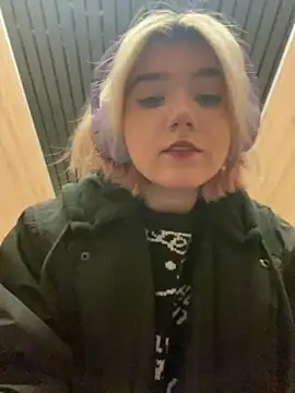 Snapshot of Baby__Naughty chatting on December 2024 12:23:01 PM Baby Naughty online show from December 2024 12:23:01 PM