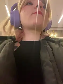 Snapshot of Baby__Naughty chatting on December 2024 02:16:01 PM Baby Naughty online show from December 2024 02:16:01 PM