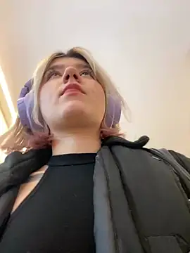 Snapshot of Baby__Naughty chatting on December 2024 12:16:02 PM Baby Naughty online show from December 2024 12:16:02 PM