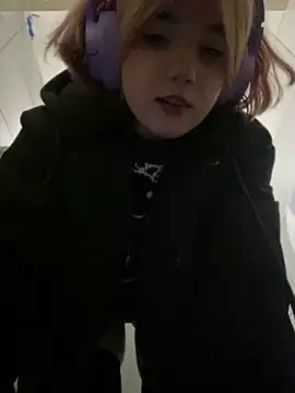 Snapshot of Baby__Naughty chatting on January 2025 03:12:02 PM Baby Naughty online show from January 2025 03:12:02 PM