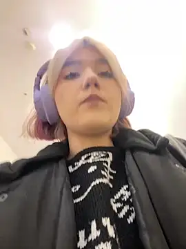 Snapshot of Baby__Naughty chatting on January 2025 12:15:01 PM Baby Naughty online show from January 2025 12:15:01 PM