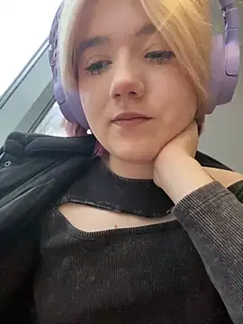 Snapshot of Baby__Naughty chatting on January 2025 12:09:02 PM Baby Naughty online show from January 2025 12:09:02 PM