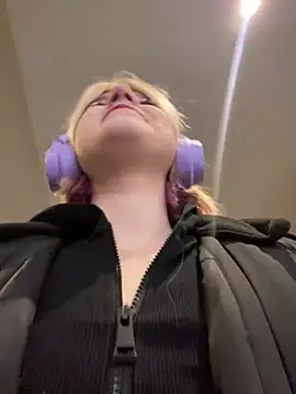 Snapshot of Baby__Naughty chatting on January 2025 08:13:01 AM Baby Naughty online show from January 2025 08:13:01 AM