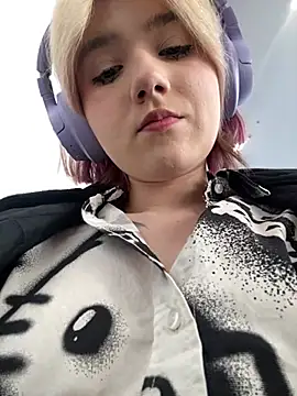 Snapshot of Baby__Naughty chatting on February 2025 11:16:02 AM Baby Naughty online show from February 2025 11:16:02 AM