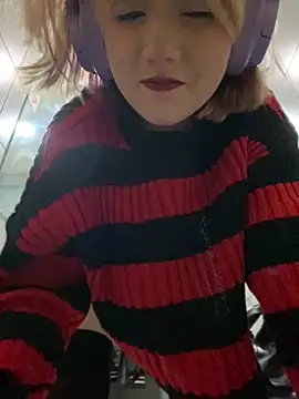 Snapshot of Baby__Naughty chatting on March 2025 11:17:02 AM Baby Naughty online show from March 2025 11:17:02 AM