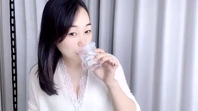 Snapshot of cloud8822 chatting on October 2025 02:25:02 PM cloud8822 online show from October 2025 02:25:02 PM