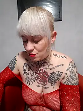 poussichienne online show from October 2025 02:05:01 PM