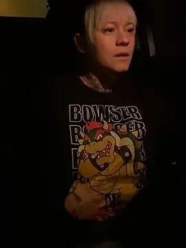 poussichienne online show from February 2026 04:22:02 AM