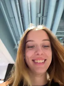 Snapshot of enjoy_my_beauty chatting on February 2025 04:19:02 AM enjoy my beauty online show from February 2025 04:19:02 AM