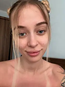 Snapshot of enjoy_my_beauty chatting on June 2026 06:44:01 AM enjoy my beauty online show from June 2026 06:44:01 AM