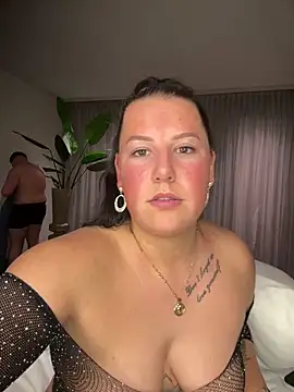 xlinastarrx online show from April 2026 07:17:02 PM