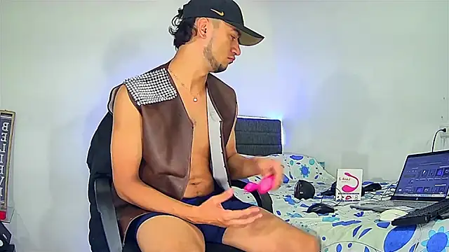 Snapshot of Kevin_Torres chatting on February 2026 11:36:02 AM Kevin Torres online show from February 2026 11:36:02 AM