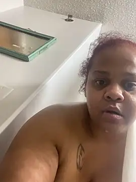 FreakiiMiixedJustiic online show from November 2025 05:13:02 PM