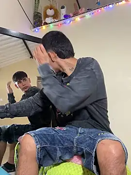 Lukas strong online show from November 2025 03:14:02 PM