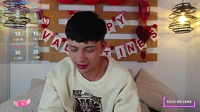 Steev Novoa online show from February 2025 10:34:01 AM