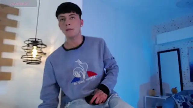 Steev Novoa online show from March 2025 04:49:01 AM