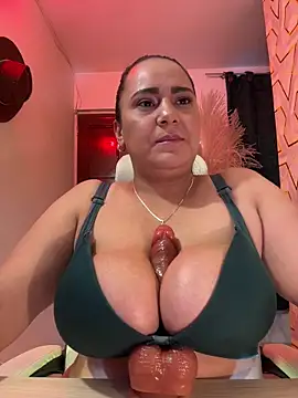 Snapshot of lenny_boobs chatting on April 2026 11:22:02 AM lenny boobs online show from April 2026 11:22:02 AM