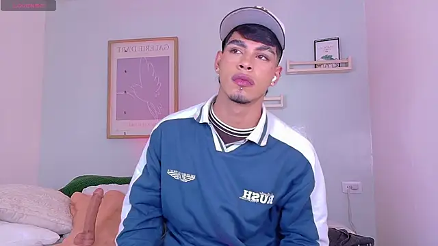 Ken-boy  online show from November 2025 01:23:02 PM