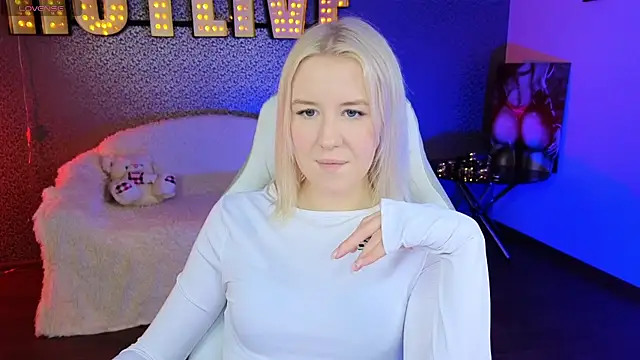 Selenatrend online show from January 2025 12:29:01 PM