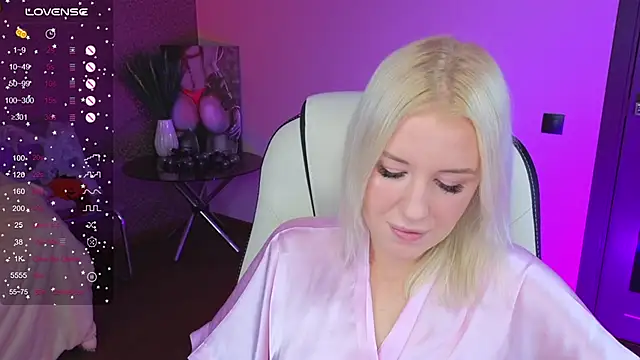 Selenatrend online show from November 2025 06:52:01 AM