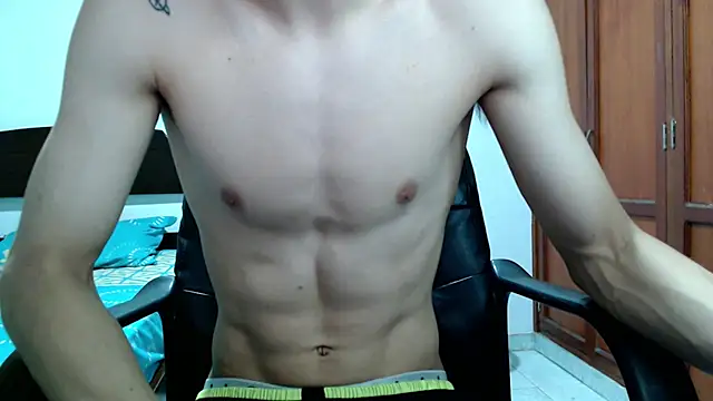 Snapshot of Dei_v_48 chatting on September 2025 09:39:02 PM Dei v 48 online show from September 2025 09:39:02 PM