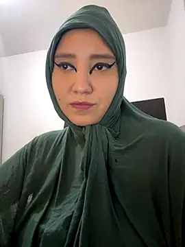 Snapshot of hannahayat chatting on November 2025 02:24:02 PM hannahayat online show from November 2025 02:24:02 PM