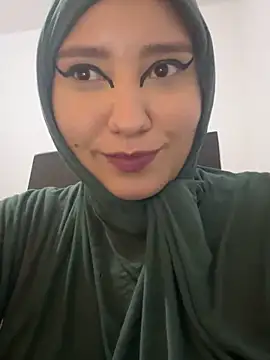 Snapshot of hannahayat chatting on November 2025 02:39:01 PM hannahayat online show from November 2025 02:39:01 PM