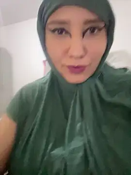 Snapshot of hannahayat chatting on November 2025 12:24:01 AM hannahayat online show from November 2025 12:24:01 AM