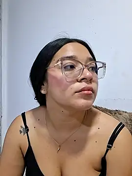Snapshot of -VICKKY chatting on July 2026 02:30:02 PM -VICKKY online show from July 2026 02:30:02 PM
