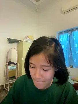 Snapshot of thithi8369 chatting on December 2024 05:59:02 AM thithi8369 online show from December 2024 05:59:02 AM