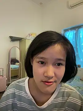 Snapshot of thithi8369 chatting on December 2024 05:47:01 AM thithi8369 online show from December 2024 05:47:01 AM