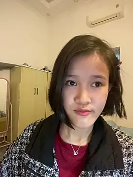 Snapshot of thithi8369 chatting on February 2025 03:21:02 AM thithi8369 online show from February 2025 03:21:02 AM