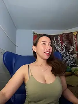 Snapshot of Cherry_6969 chatting on February 2025 04:36:01 PM Cherry 6969 online show from February 2025 04:36:01 PM