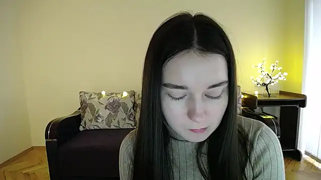 Pretty shy online show from January 2025 11:34:02 AM