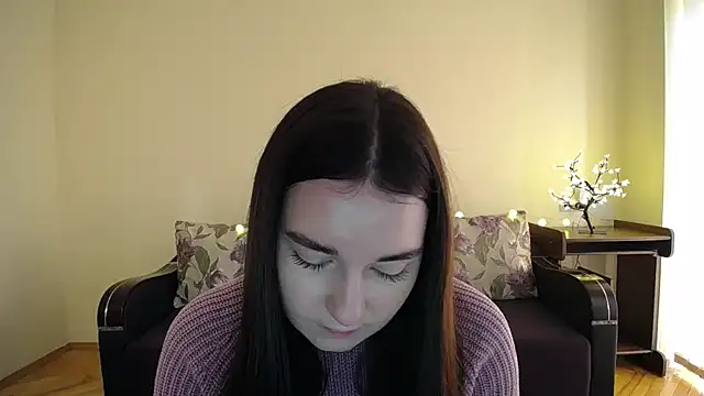 Pretty shy online show from February 2025 08:39:02 AM