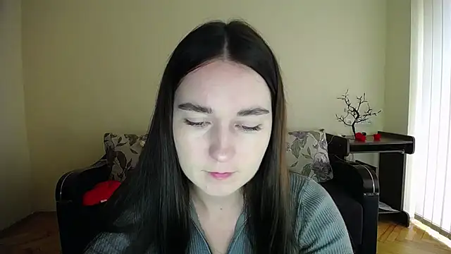 Pretty shy online show from October 2025 08:23:02 AM