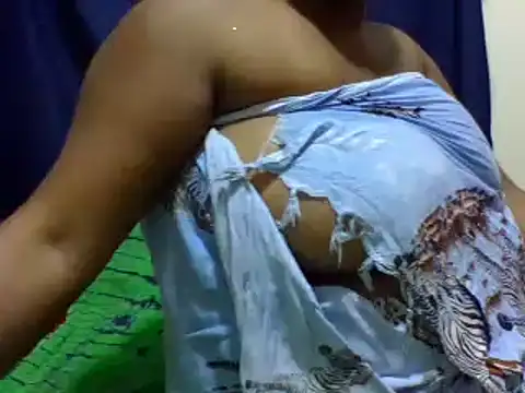 Snapshot of zoey10 chatting on March 2025 03:28:02 PM zoey10 online show from March 2025 03:28:02 PM