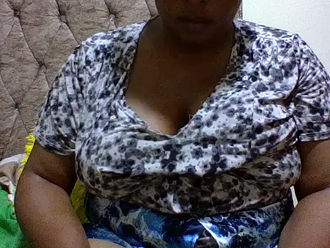 Snapshot of zoey10 chatting on September 2025 04:29:02 PM zoey10 online show from September 2025 04:29:02 PM