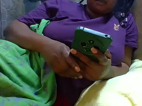 Snapshot of zoey10 chatting on October 2025 07:55:02 PM zoey10 online show from October 2025 07:55:02 PM