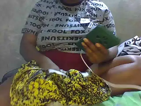 Snapshot of zoey10 chatting on October 2025 05:03:02 PM zoey10 online show from October 2025 05:03:02 PM