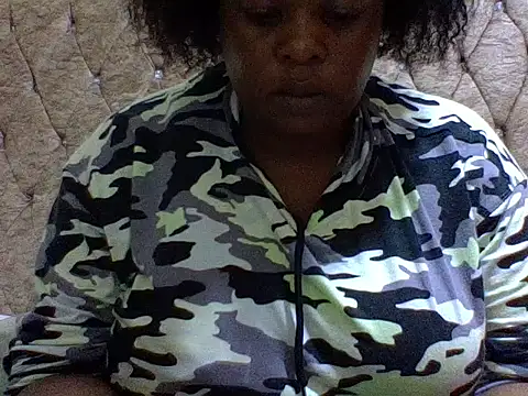 Snapshot of zoey10 chatting on December 2025 08:02:01 PM zoey10 online show from December 2025 08:02:01 PM