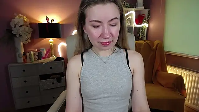 Snapshot of Mia_Tasty chatting on January 2025 11:07:02 AM Mia Tasty online show from January 2025 11:07:02 AM